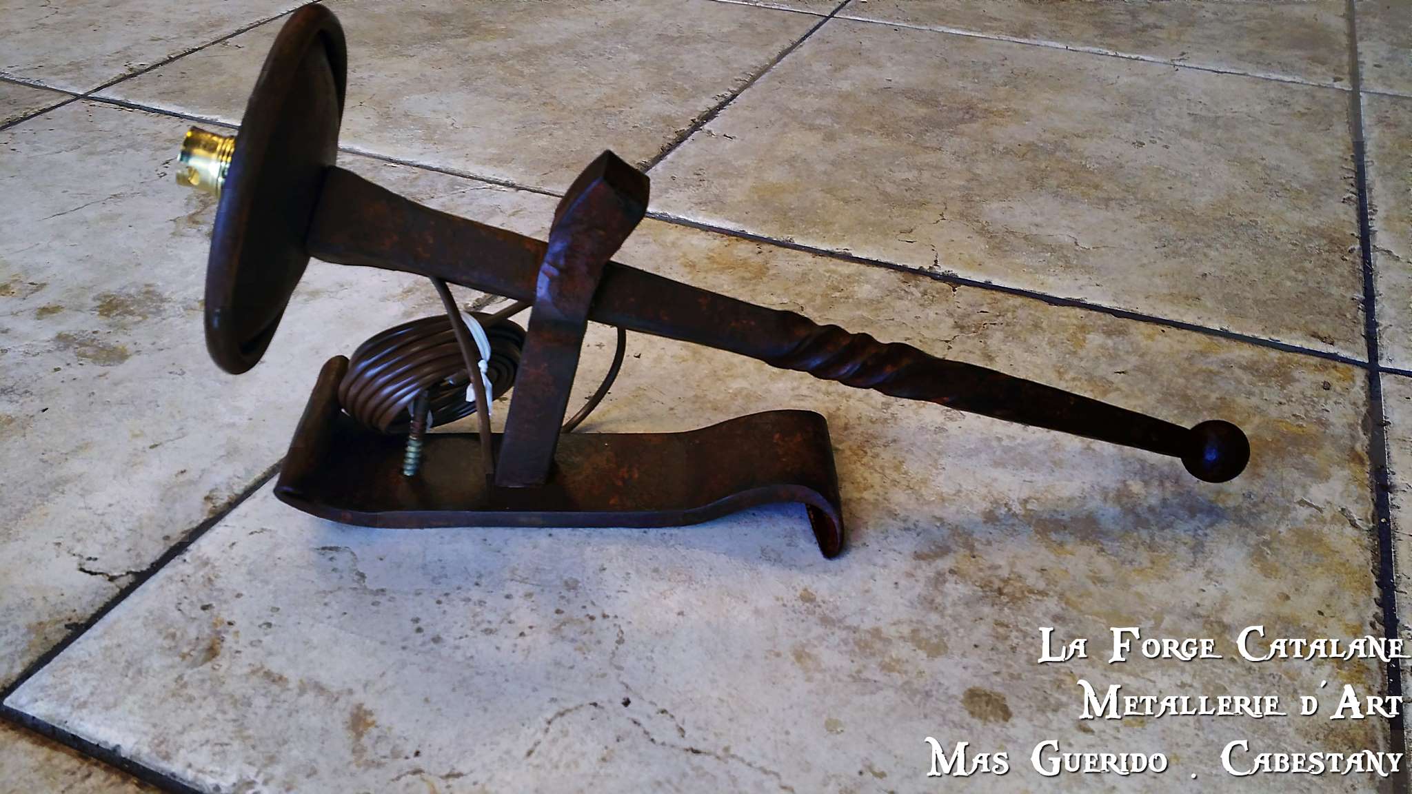 torchere ouvragee forge catalane.jpg